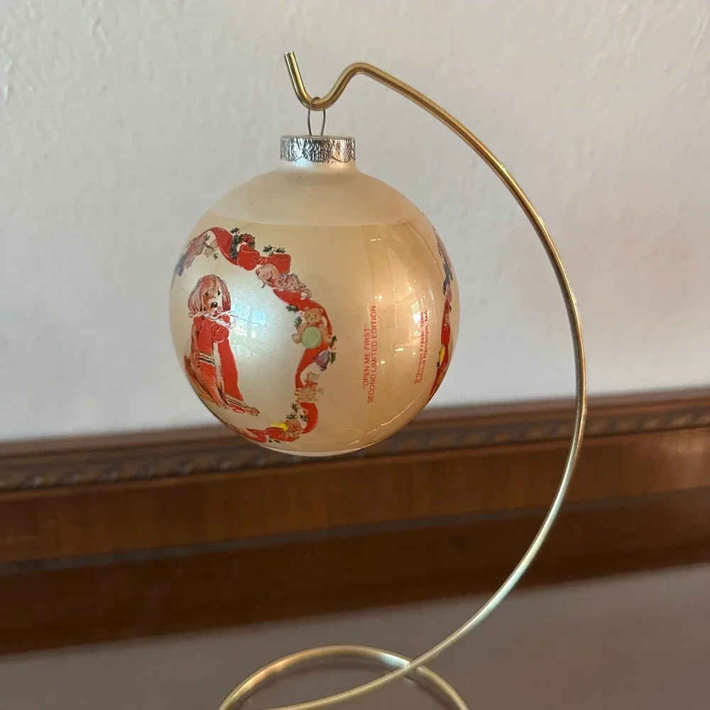 Schmid Gordon Fraser Open Me First‎ Christmas Dog 1985 Ornament